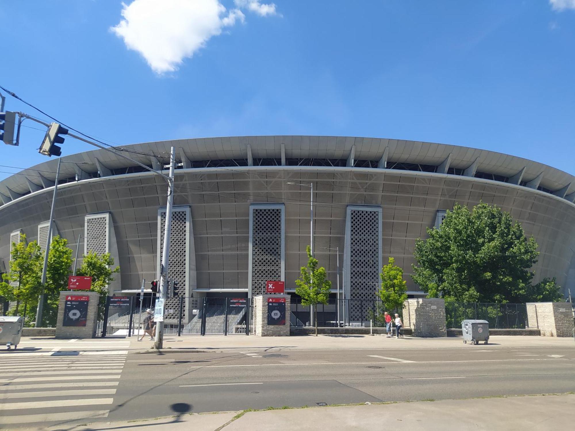 Lady Mabel'S Apartment Near To Arena, Puskas Stadion And City Park, With Guarded Parking Place Budapeste Exterior foto