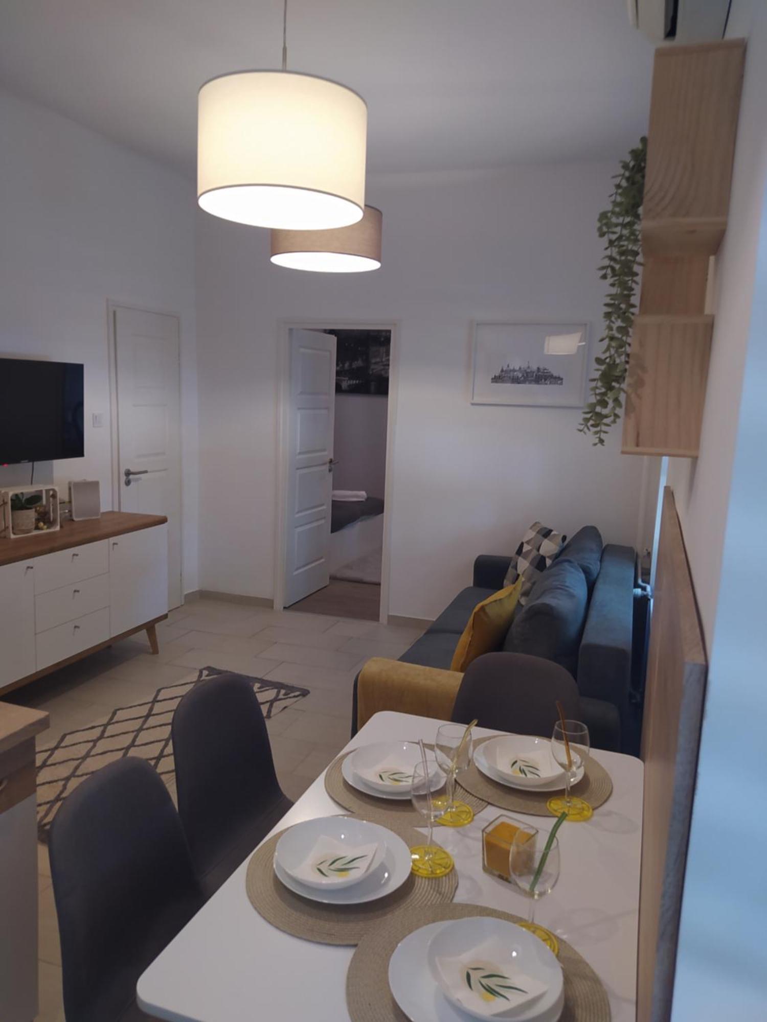 Lady Mabel'S Apartment Near To Arena, Puskas Stadion And City Park, With Guarded Parking Place Budapeste Exterior foto